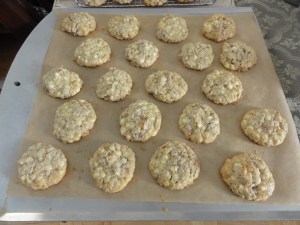 Baked white chocolate apricot oatmeal cookies