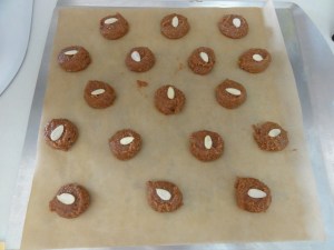 Amaretti ready to bake