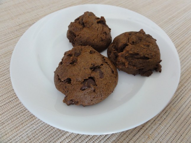 Three cookies on a plate