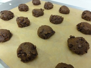 Vegan chocolate pumpkin spice cookies